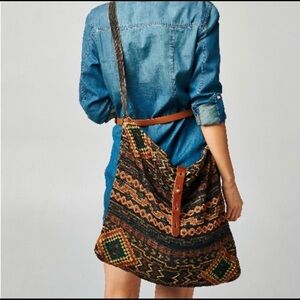 The WACEERA Woven Crossbody Shoulder Bag